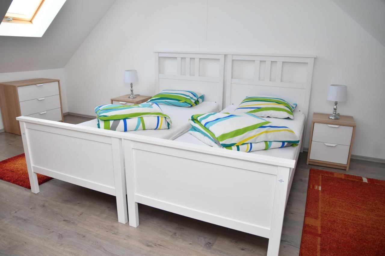 Foeveny Apartmanok Balatonfůzfő Exteriér fotografie